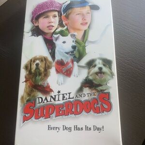 Daniel and The Superdogs‎